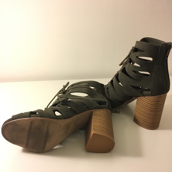 ❇️ MIA Open Toe Heeled Bootie - Picture 4 of 5